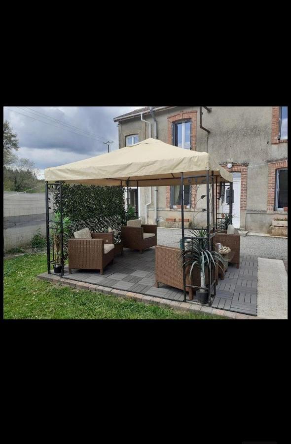 Maison Les Berrys Bourganeuf Exteriör bild